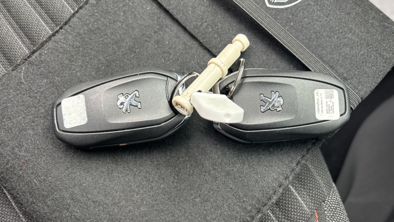 Peugeot 208 1.2 PureTech Active Premium + 5dr Petrol Hatchback